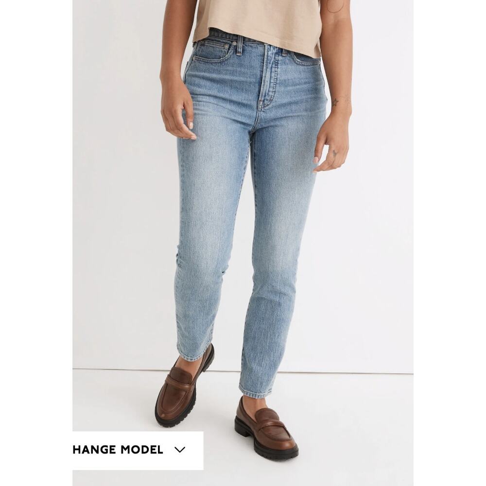 Madewell The Curvy Perfect Vintage Jean in Heathcote Wash - Picture 2 of 7